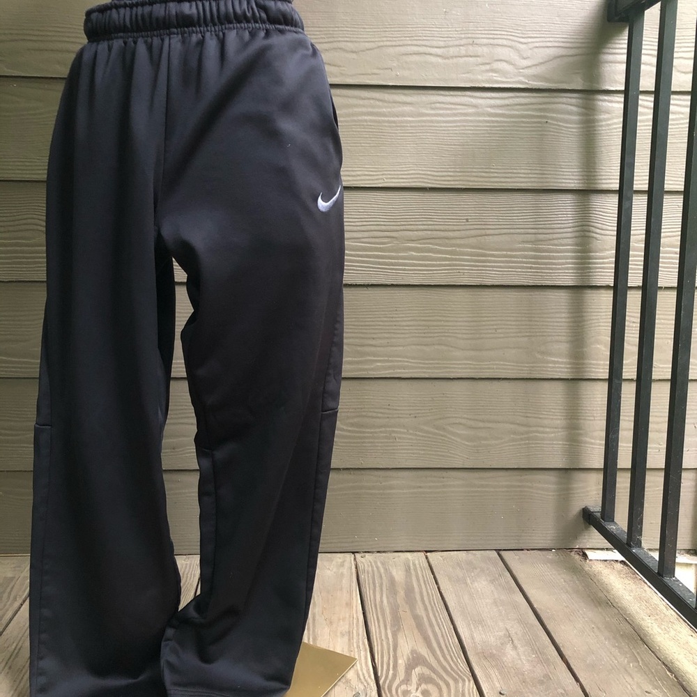 NIKE // Dri-FIT pants